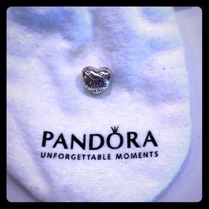 Pandora “mamma, mum, mom, maman, mae” charm✨